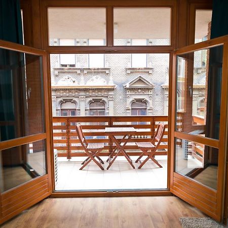 Lovag Studio Apartment Βουδαπέστη Εξωτερικό φωτογραφία